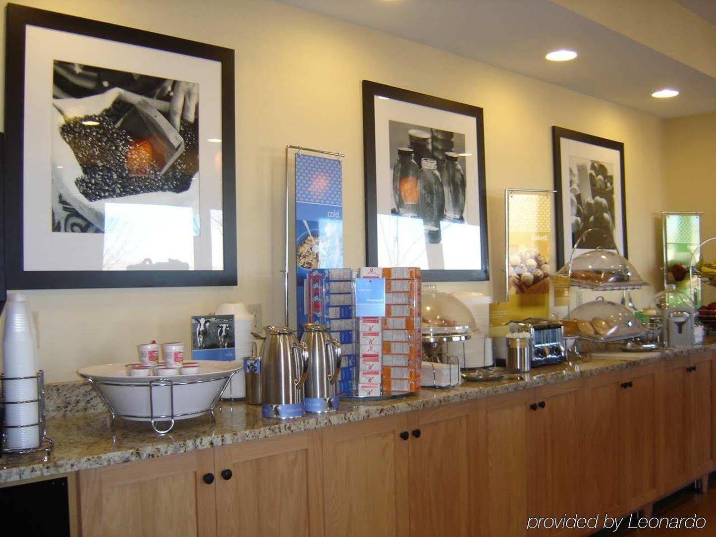 Hampton Inn Fort Worth Southwest Cityview Restaurant photo
